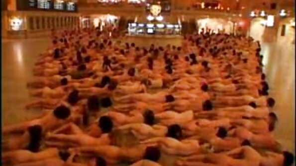 Ázsiai tini baszik idősebb férfi ingyen családi pornó cenzúrázatlan